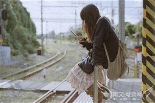 流年迷途，脱骨含香